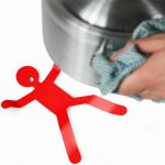 <b>냄비</b>를 처절히 받쳐드는 뜨거운 남자의 비명!!! {이색상품}을 찾았어요...