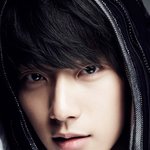 영웅재중vs<b>공찬</b>