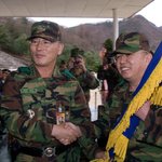 미국과 한국 장군들의 <b>포스</b>..