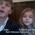 상큼한 힛걸 클로이 모레츠와 연예인 뺨치는 매니저 친오빠