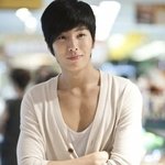 간<b>절기</b> 아이템, 연예인들의 카디건 패션