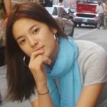 이 아이템 하나로 <b>가을</b> 느낌이 물씬! 스카프를 한 스타들