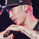 <b>하트</b> 귀 연예인