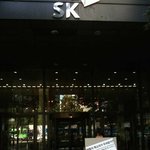 <b>sk</b> 본사앞 1인 시위녀