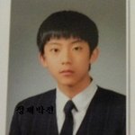 ★★★<b>과거사진</b>도 정말 잘생겼네 ㅇㅇ
