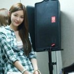 체크<b>무늬</b> 셔츠를 입은 스타들