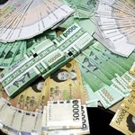 ●청계천 <b>물속</b>에 노상방뇨한 할아버지●●