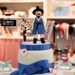인기의 <b>상징</b>? 센스 만점 조공 케이크 열전