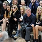 <b>헐리</b>웃스타들 사이에서도 빛나는 고소영