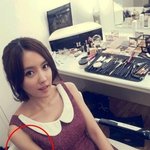 민소매 입은 효민, 완전 <b>난민</b> 수준이네