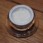 <b>보습</b>도 잘되고 주름관리도 해주는 영양크림 샀어요