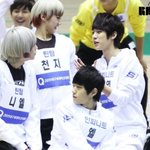 방금 그린콘서트 틴탑 보고왔는데...