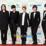 예쁜 '남자'로 변했을 뿐... <b>남장</b>한 티아라