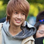 비슷한듯 다른 느낌의 쌍둥이 직찍