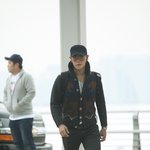 내가 제일 잘나가. 탑의 <b>우월</b>한 공항패션!