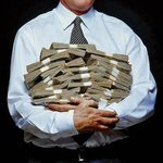 혈세로 살렸더니 예대마진을 통해 손쉽게 돈 벌어 특별상여금·고<b>배당</b>…