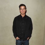 살 찌더니 세월을 정통으로 맞은 듯한 <b>조쉬</b> 하트넷 흑흑흑