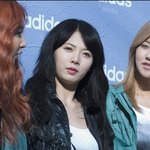 <b>흑발</b>이 가장 잘 어울리는 아이돌 멤버들