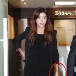 손만 둥둥 떠다니는 박한별, 손까지 <b>태닝</b> 안한거야?