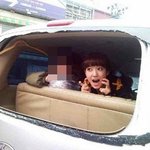 <b>발랄</b>하기로 둘째 가라면 서러운 박신혜, 사고난 차안에서까지 <b>발랄</b>해...