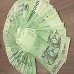 ㅋㅋㅋㅋㅋㅋㅋㅋㅋ 신발사러 100마넌 수표 가져감
