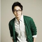 초록색가디건+ <b>하얀색</b>이 별로라고?