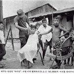 [혐짤]한국군이 베트남 어린이 머리 자르는 사진.