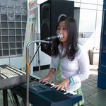 여중생 소녀가수 "<b>리라</b>" 불우이웃돕기