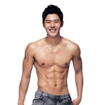 이렇게 몸이 좋았나? 한 남성잡지의 최연소 모델이 된 제아 <b>동준</b>