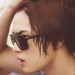 <b>화장품</b> 모델이 잘 어울리는 남자아이돌