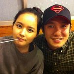 한가인, 훈남 매니저와 '찰칵'..너무 잘 어울려