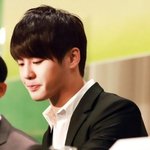 양요섭임 김준수임?