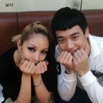 여자 솔로 아이돌 가수들의 <b>인맥</b> 인증샷