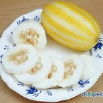 <b>참외</b>를 먹으니!