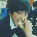 26살먹은 누나구요 제 남동생 이야기입니다.