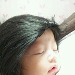 2개월 된 아기머리카락이..