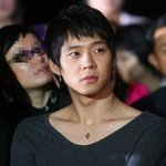 여자들도 부러워 하는 남자 아이돌 <b>쇄골</b>