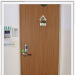 현관문 밑 구멍으로 속옷차림인 나를 쳐다보고 있던 그 사람ㅠㅠㅠㅠ