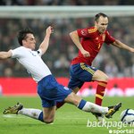 스페인, 잉글랜드와의 원정경기에서 0-1패배 수모