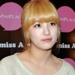 금발이 잘 어울리는 <b>여자</b> 아이돌 <b>멤버</b>들