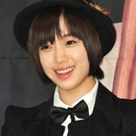 <b>넥타이</b>로 포인트를 준 여자 연예인들