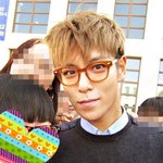 학교에 간 <b>최승현</b>.... 또 학생식당가서 밥 먹음ㅋㅋㅋㅋㅋㅋㅋㅋㅋ