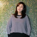 <b>니트</b>가 잘 어울리는 김하늘