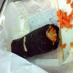 패밀리맡 김밥에서 꼬다리가 3개나옴