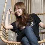 신이 내린 목소리로 노래하는 여자 가수