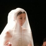 아름다운 신부가 된 박시연... <b>고전</b> 영화 주인공 같아