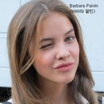 살아 움직이는 바비 인형 <b>st</b>의 여자 모델들