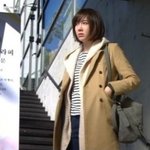 럭셔리한 룩의 <b>절정</b>을 보여주는 나도꽃의 한고은