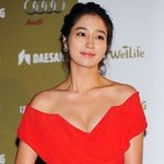 레드까펫 아찔 드레스 열전중인 <b>여배우</b>들