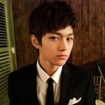 엘<b>vs</b>공찬, 요즘 젤 잘나가는 미모돌의 비쥬얼 대결 승자는??